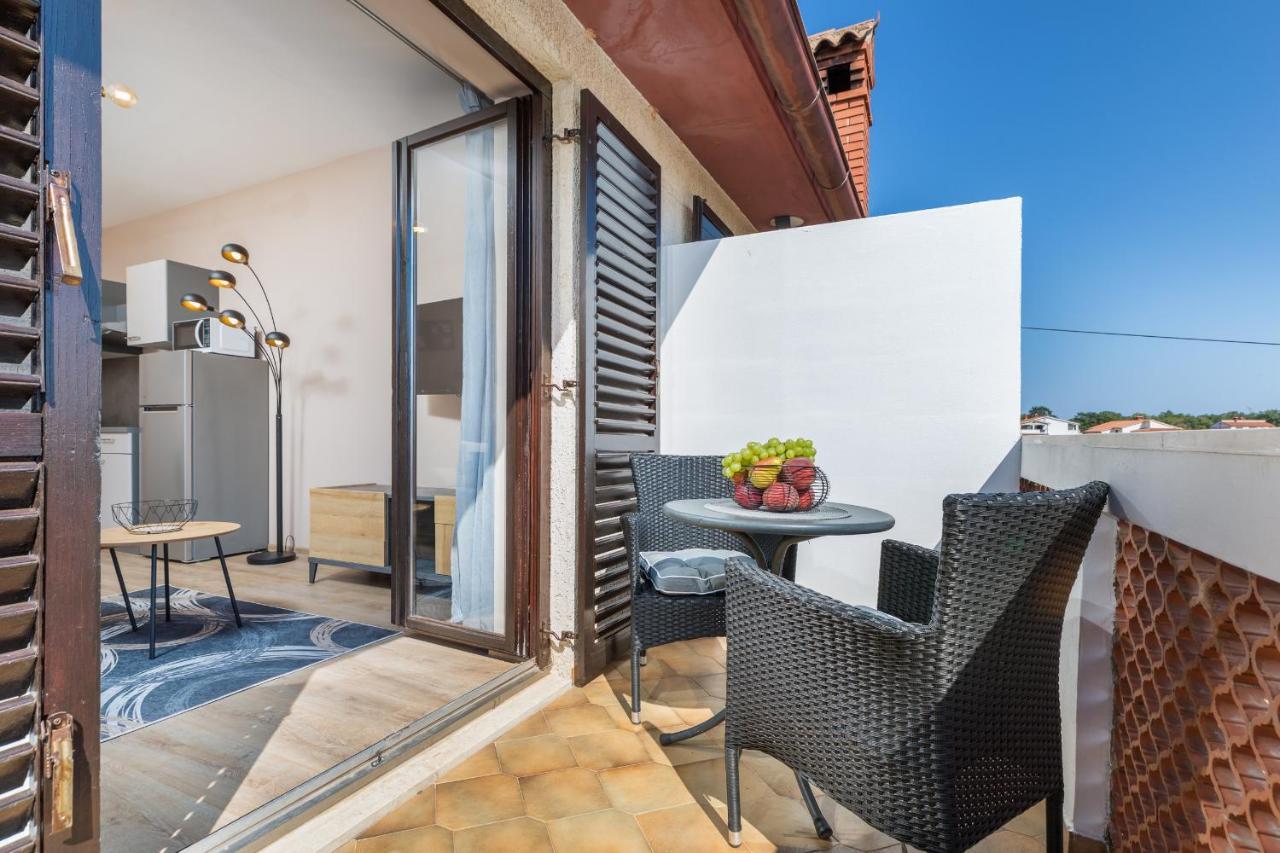 Wine House Apartments & Rooms Marceta 法扎纳 外观 照片